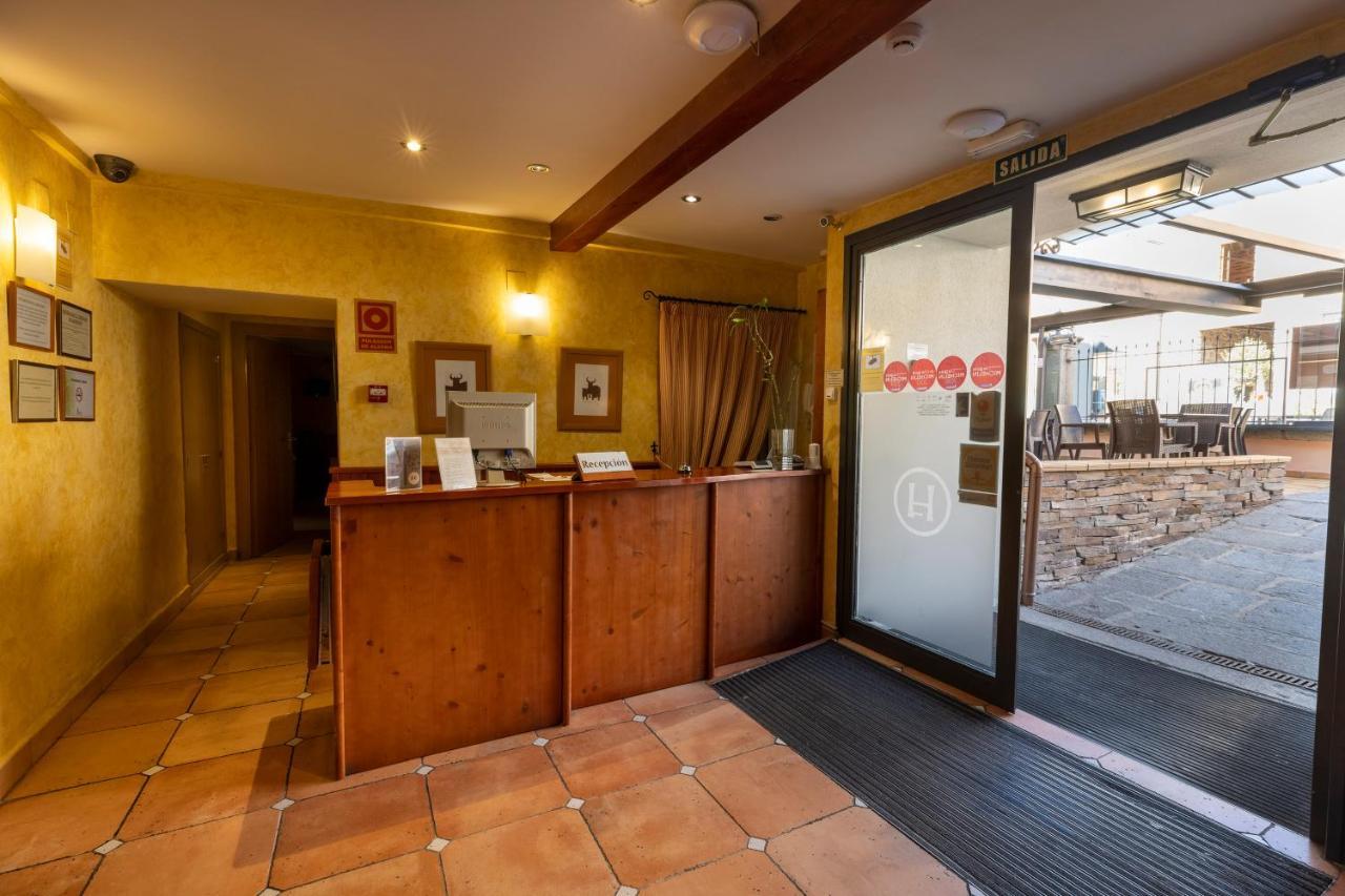 Hostal Restaurante Puerta Del Alcazar Ávila Εξωτερικό φωτογραφία
