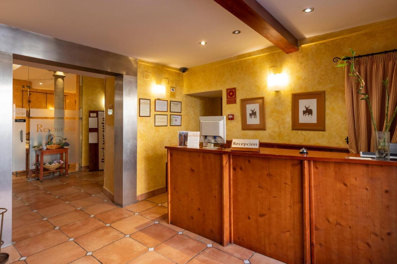Hostal Restaurante Puerta Del Alcazar Ávila Εξωτερικό φωτογραφία