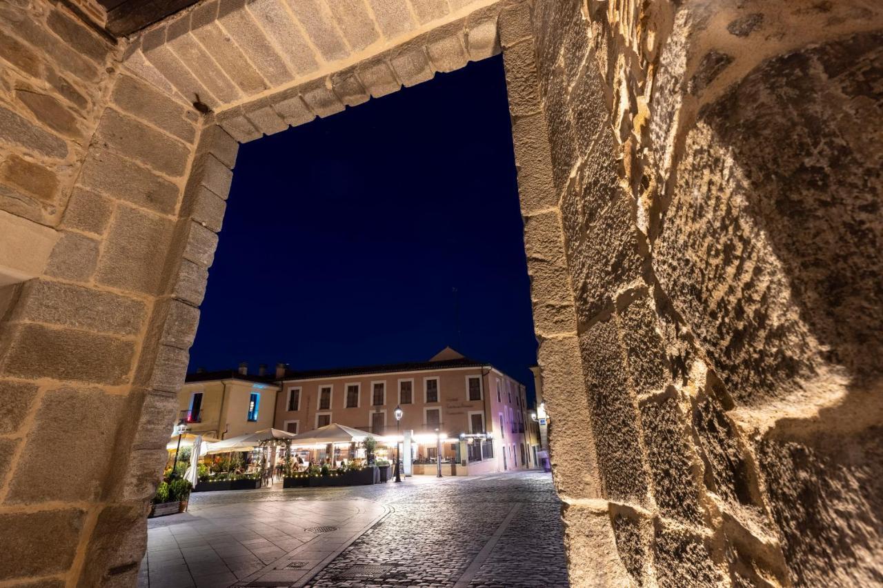 Hostal Restaurante Puerta Del Alcazar Ávila Εξωτερικό φωτογραφία