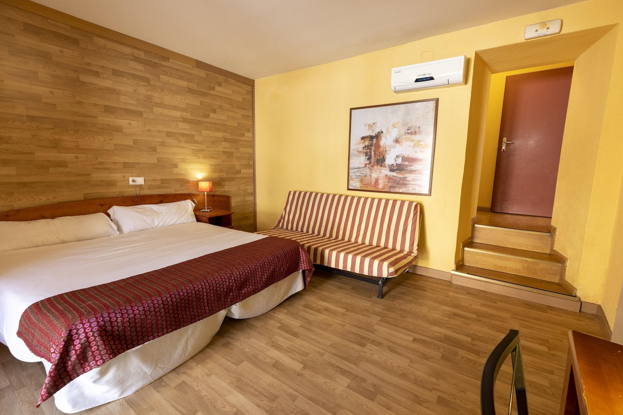 Hostal Restaurante Puerta Del Alcazar Ávila Εξωτερικό φωτογραφία
