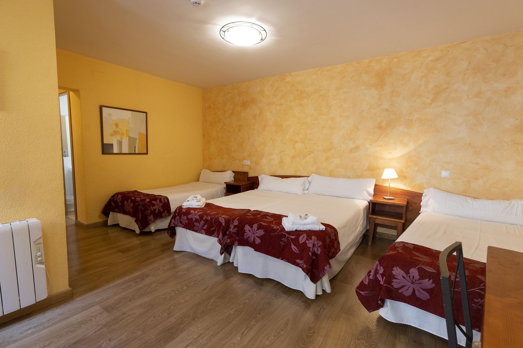 Hostal Restaurante Puerta Del Alcazar Ávila Εξωτερικό φωτογραφία