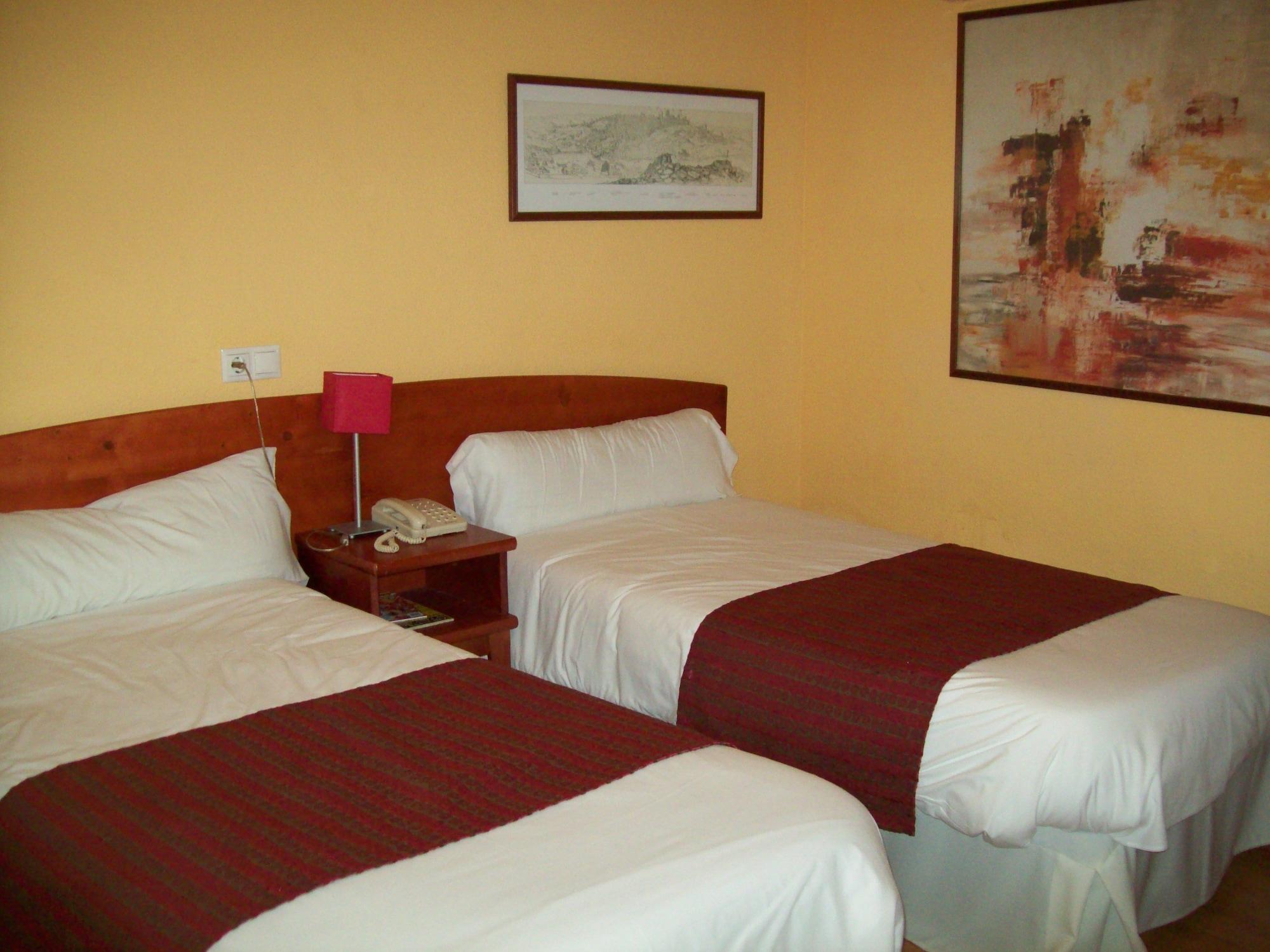 Hostal Restaurante Puerta Del Alcazar Ávila Εξωτερικό φωτογραφία
