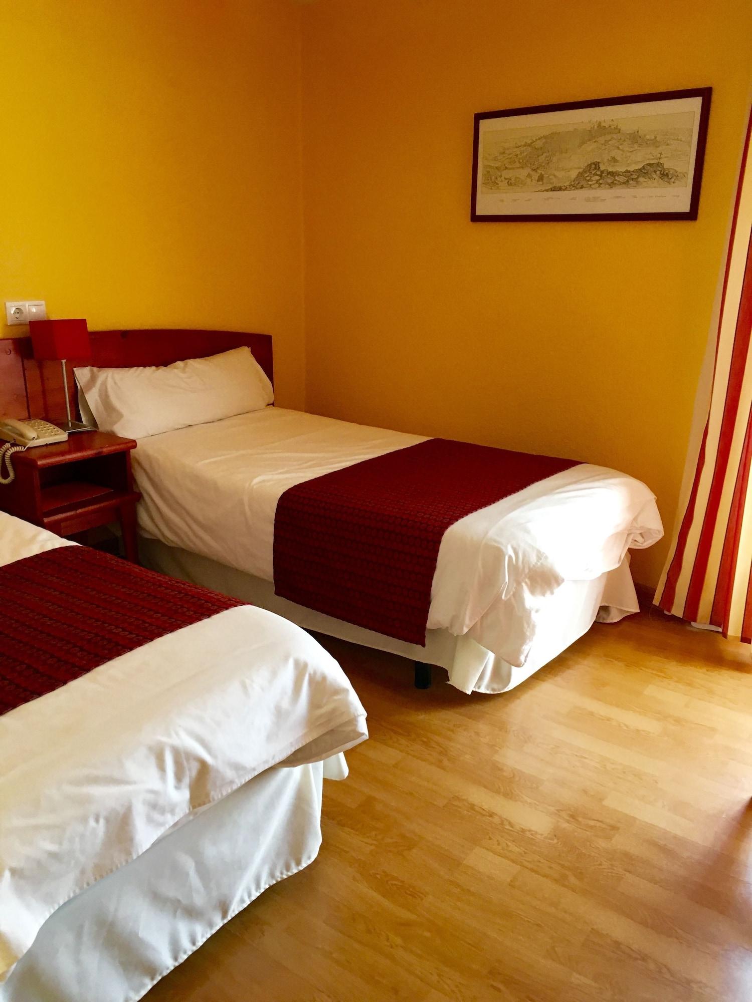 Hostal Restaurante Puerta Del Alcazar Ávila Εξωτερικό φωτογραφία