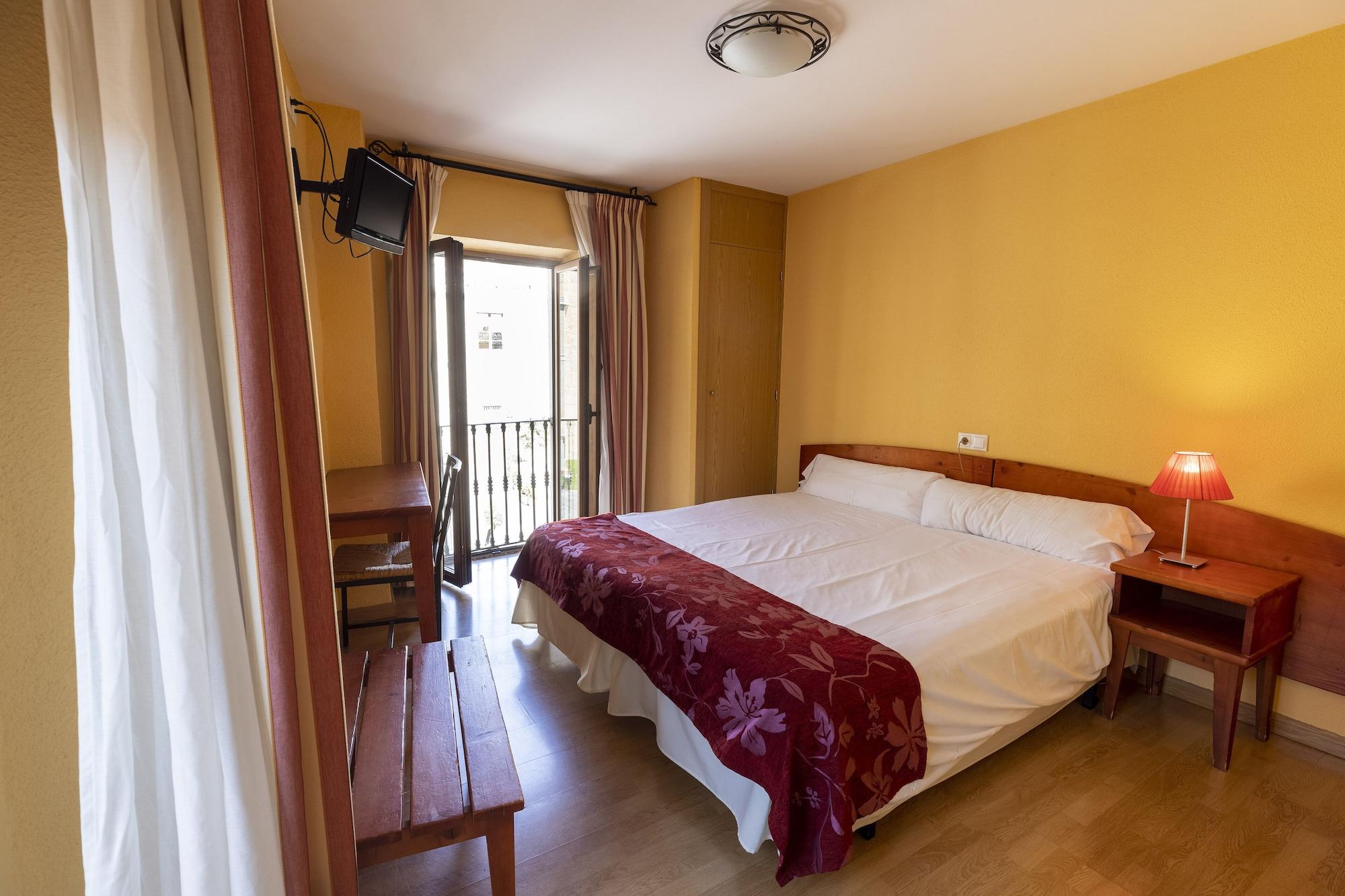 Hostal Restaurante Puerta Del Alcazar Ávila Εξωτερικό φωτογραφία