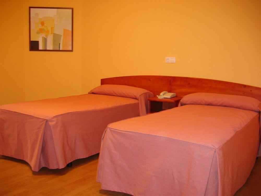 Hostal Restaurante Puerta Del Alcazar Ávila Εξωτερικό φωτογραφία