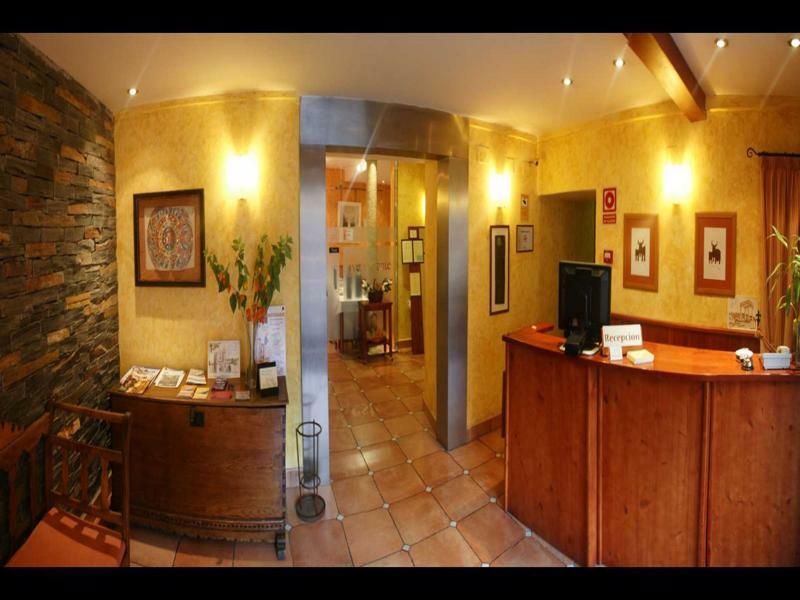 Hostal Restaurante Puerta Del Alcazar Ávila Εξωτερικό φωτογραφία