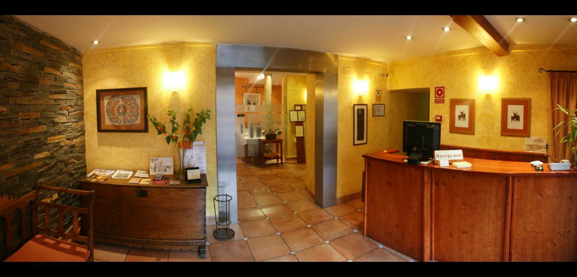 Hostal Restaurante Puerta Del Alcazar Ávila Εξωτερικό φωτογραφία